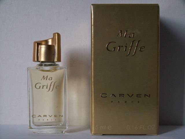 Carven-magriffeor.jpg
