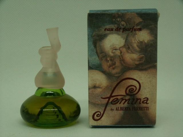 Ferretti-femina2.jpg