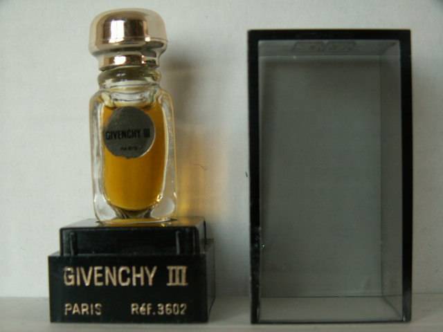 Givenchy-iii2ml2.jpg