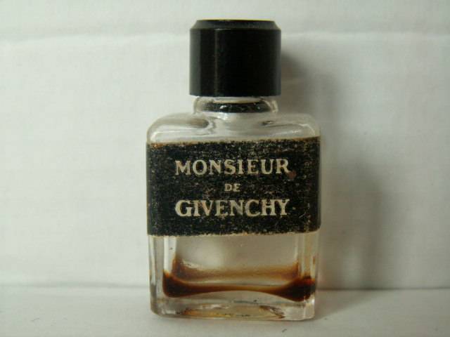 Givenchy-monsieuretqnoire.jpg