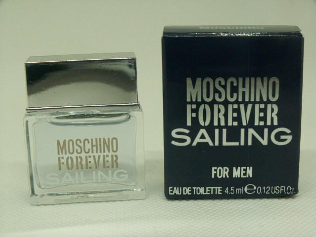 Moschino-foreversailing.jpg